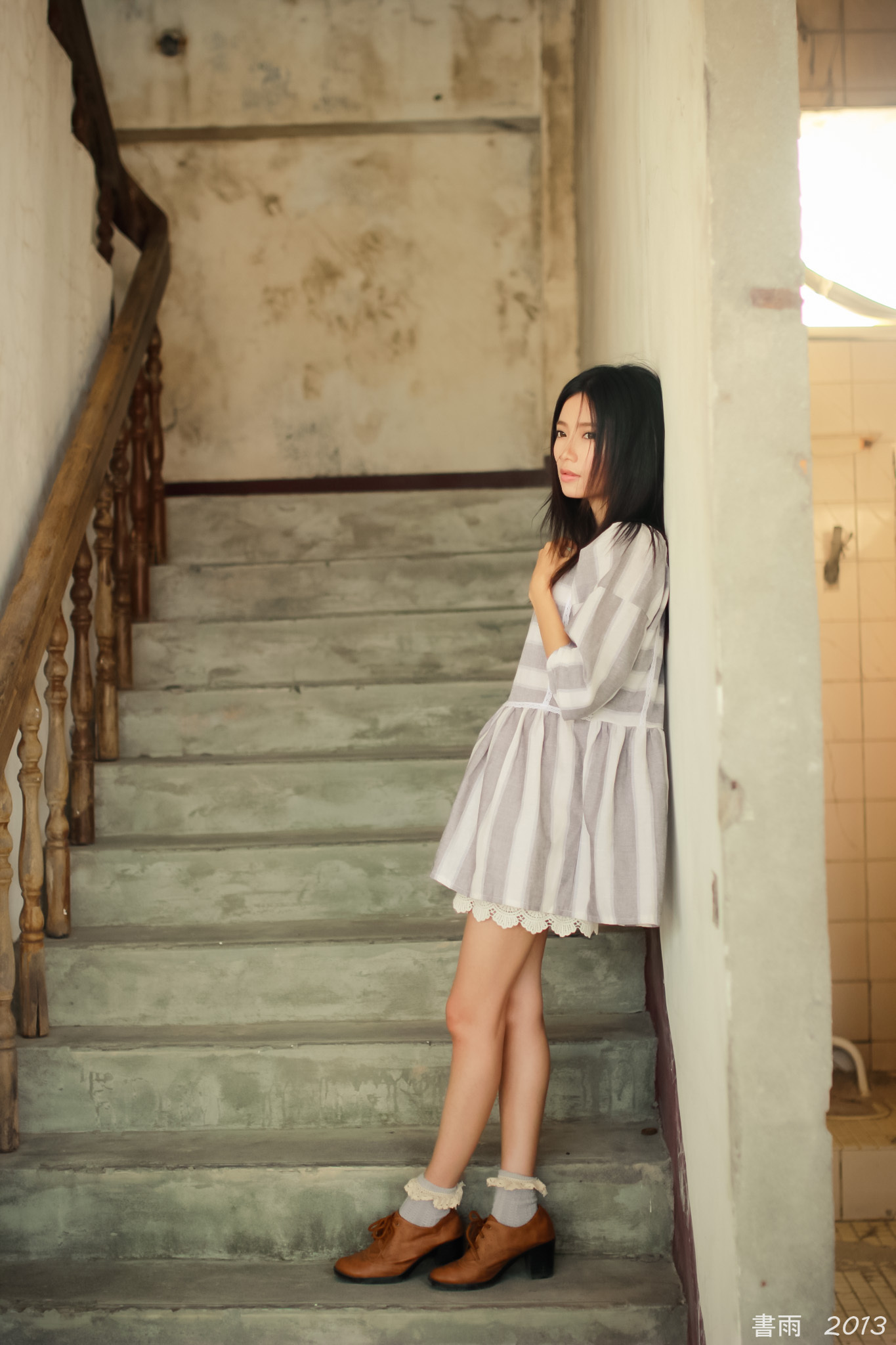 [Beautyleg番外篇]2013-10-12 可艾彰滨废墟外拍